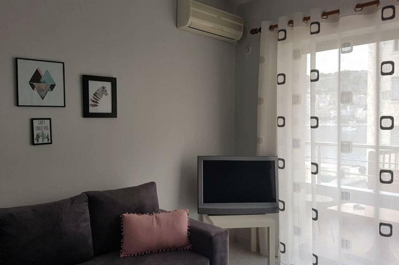 Stylish Seaview House Apartment Sarande Exterior photo